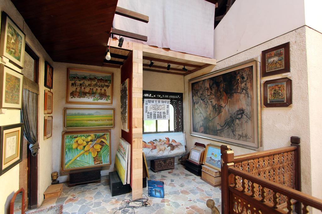 Posnya Seni Godod Art Gallery & Homestay